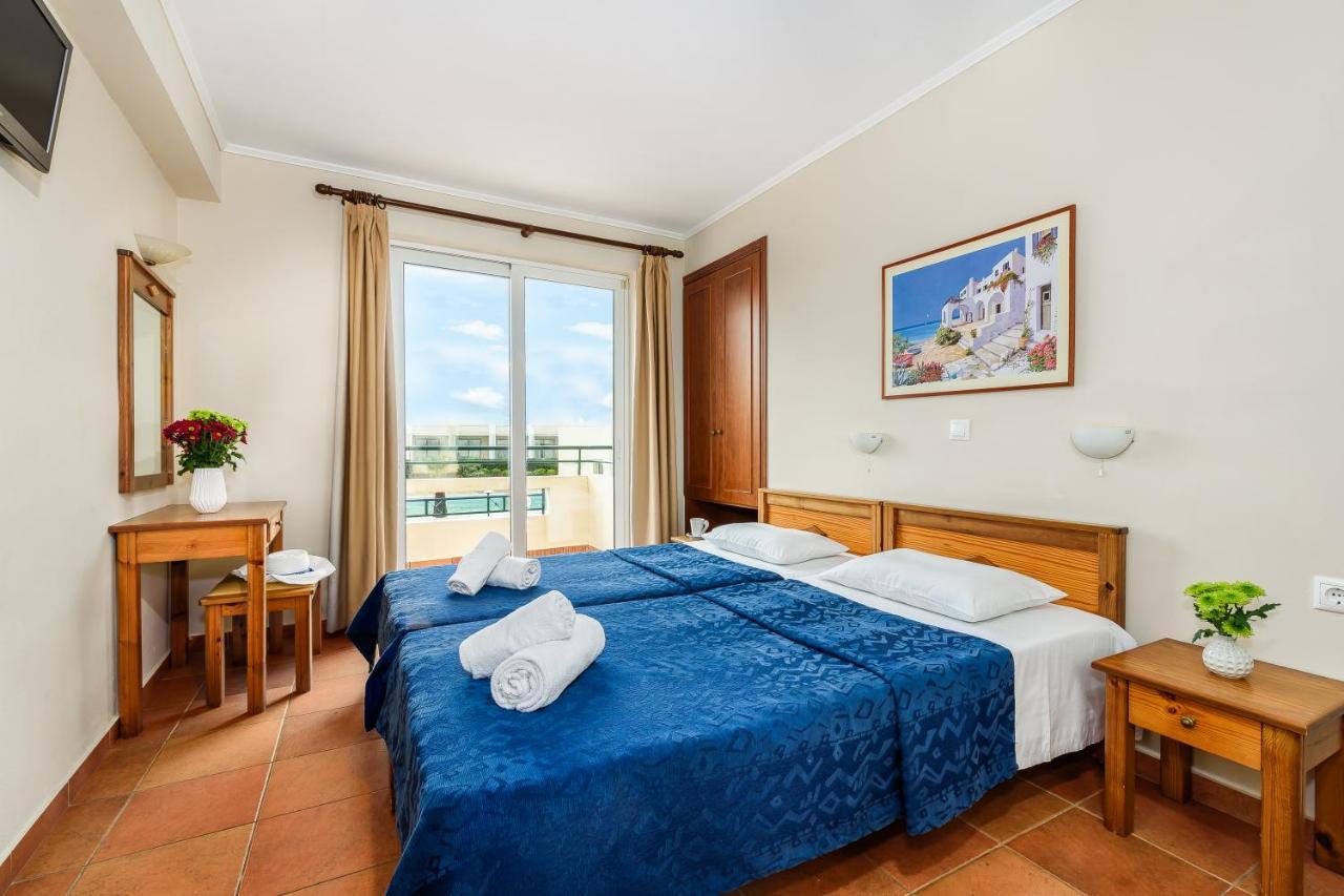פלטניאס Panos Beach Hotel מראה חיצוני תמונה