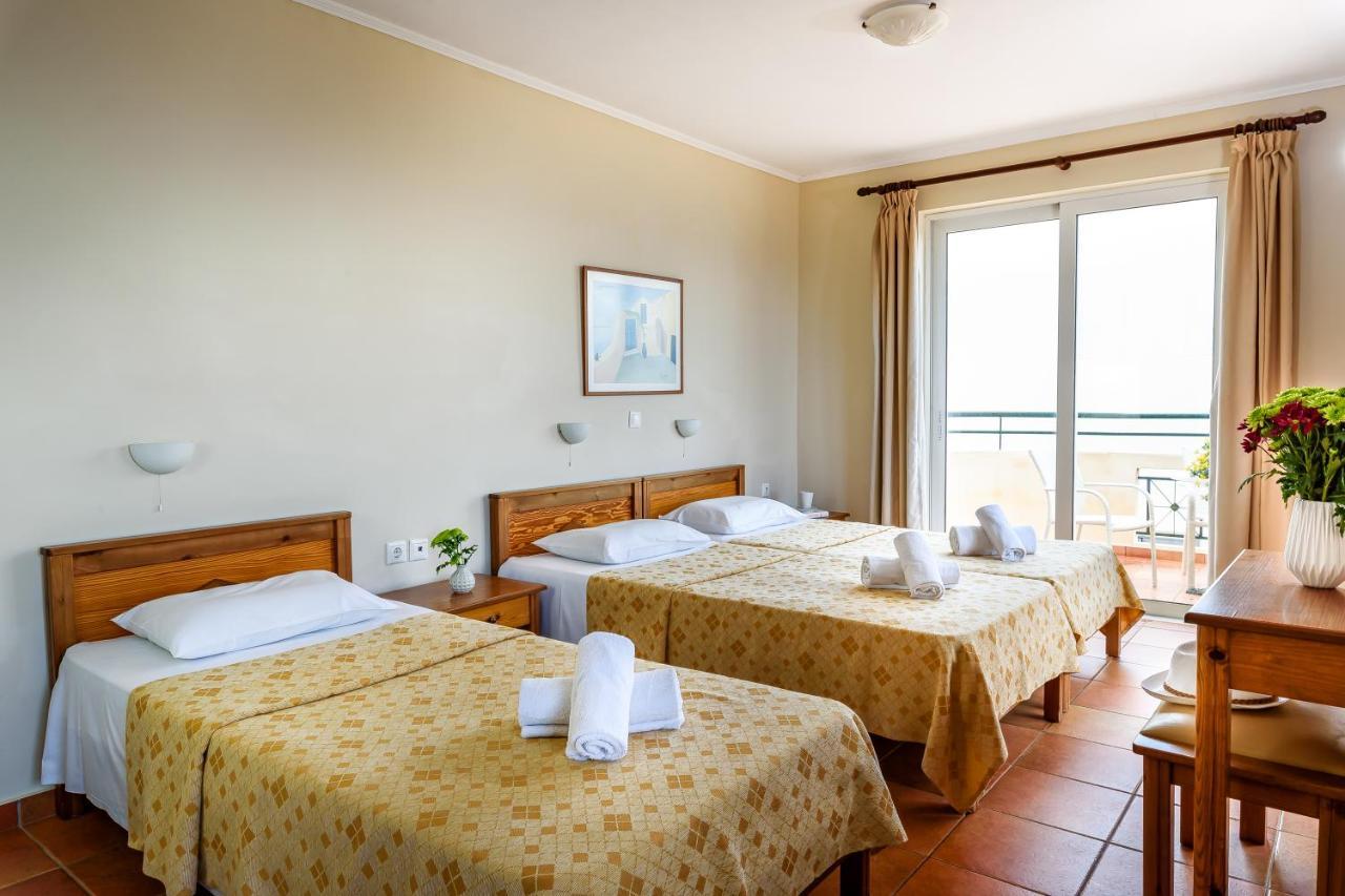 פלטניאס Panos Beach Hotel מראה חיצוני תמונה