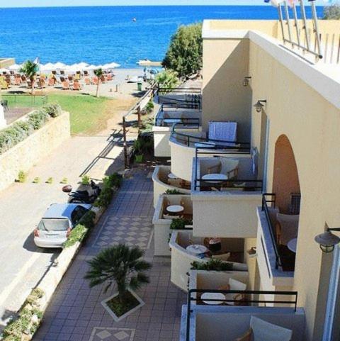 פלטניאס Panos Beach Hotel חדר תמונה
