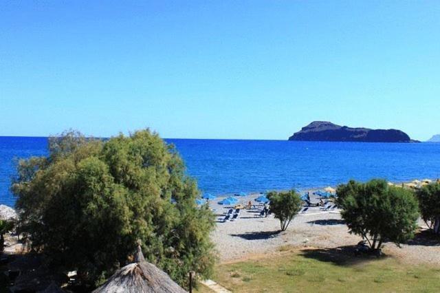פלטניאס Panos Beach Hotel מראה חיצוני תמונה