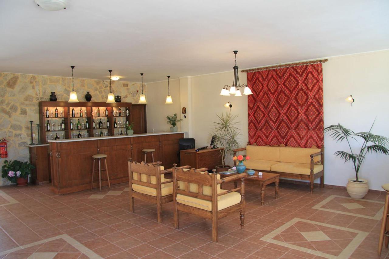 פלטניאס Panos Beach Hotel מראה חיצוני תמונה