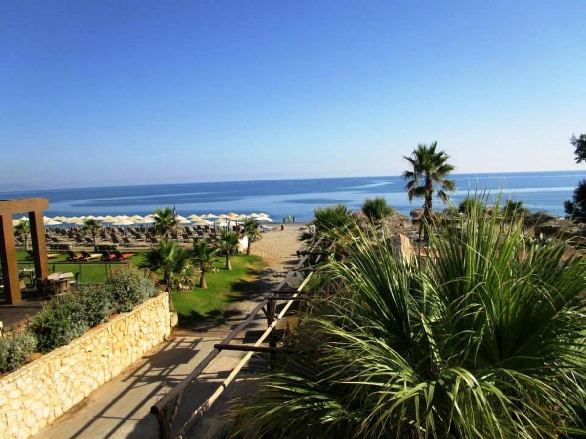 פלטניאס Panos Beach Hotel מראה חיצוני תמונה